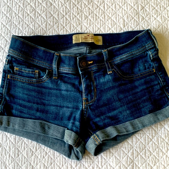 Pants - Hollister Jean shorts 25/1